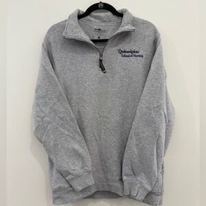 Charles River Quinnipiac School of Nursing quarter zip; unisex medium